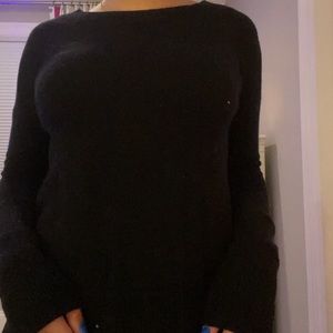 Black GAP sweater